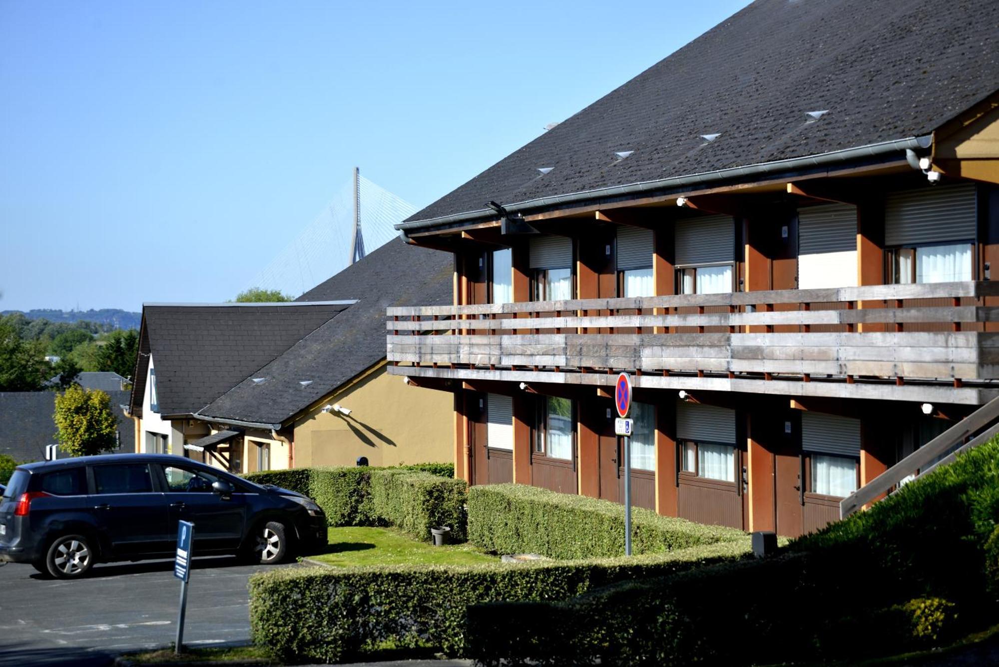 Kyriad Honfleur - La Riviere Saint Sauveur Екстериор снимка